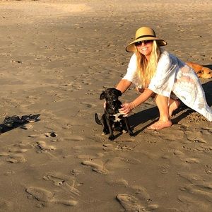 Meet your Posher, Carrie